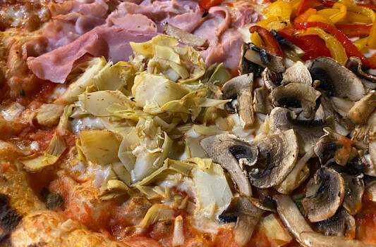 PIZZA QUATRO STAGIONI PIZZA QUATRO STAGIONI